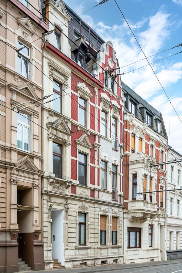 Einfach Aber Sehr Komfortabel - Wohnung Fuer 6 Personen - 2Xwc - Grupen, Messe, Monteure, Studenten - Voll Ausgestattet - 6 Betten 140X200Cm Hochwertig, 3 Smart-Tv 55 Zoll Netflix, 1000 Mbit Wlan, Voll Ausgestattete Kueche دوسبرغ المظهر الخارجي الصورة